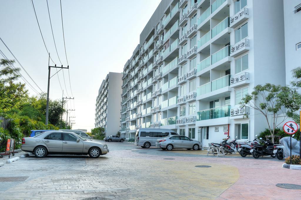 Amazon Unit B1-217 Apartemen Pantai Jomtien